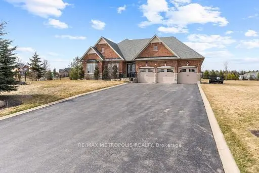 8 Nature's Landing DR, East Garafraxa, ON L9W 6T8