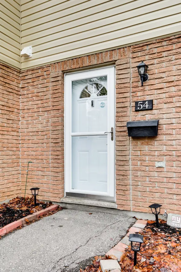 166 Southdale RD W #54, London South, ON N6J 2J1