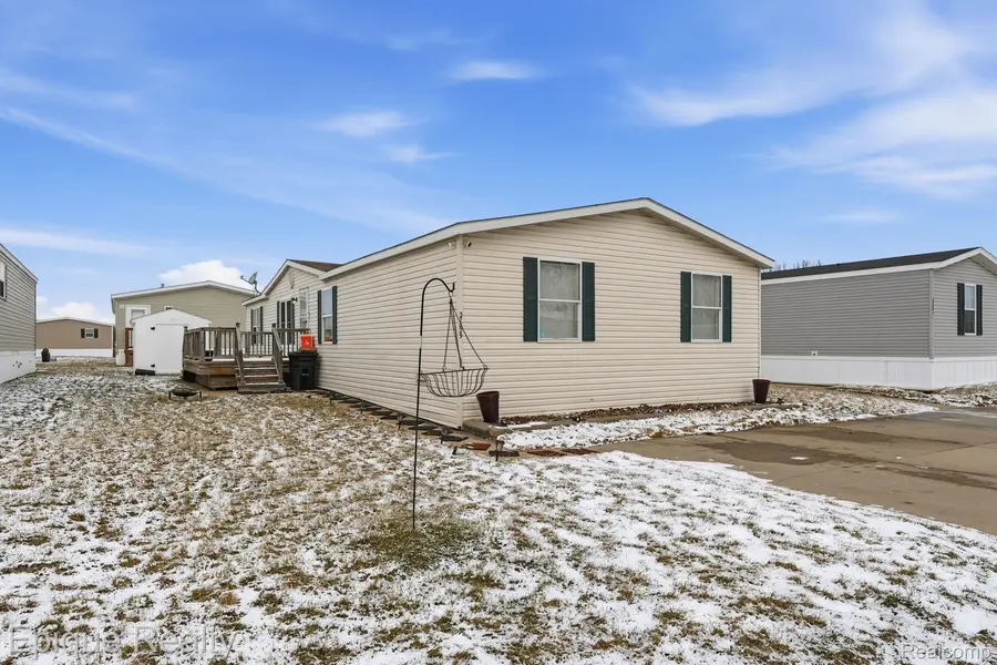 37829 Culver DR, Clinton Charter Township, MI 48036