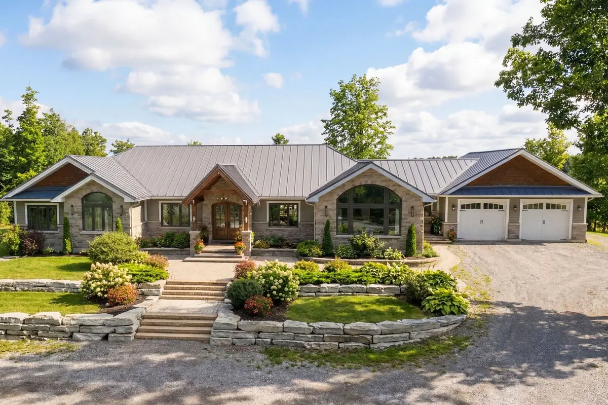 9459 MCCUAN RD, Beckwith, ON K7C 0C4