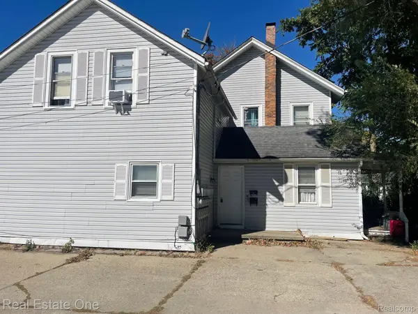 47 Pope ST, Lapeer, MI 48446