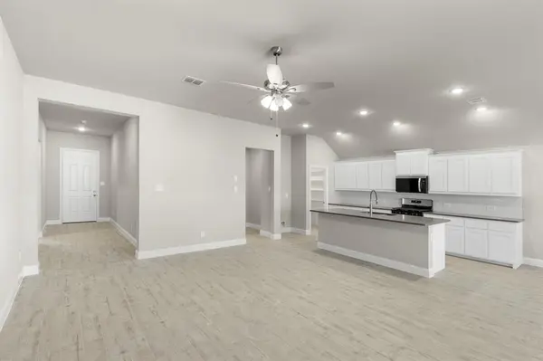 141 Whistling Duck, Balch Springs, TX 75181