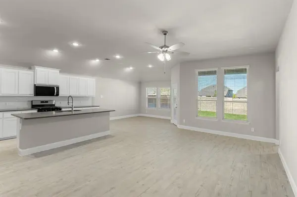 141 Whistling Duck, Balch Springs, TX 75181