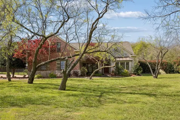 2718 Prairie Acres Cove, Cedar Hill, TX 75104