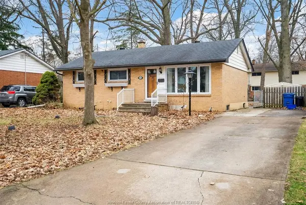 3455 RANDOLPH Avenue, Windsor, ON N9E 3E9