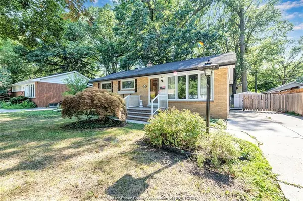 3455 RANDOLPH Avenue, Windsor, ON N9E 3E9