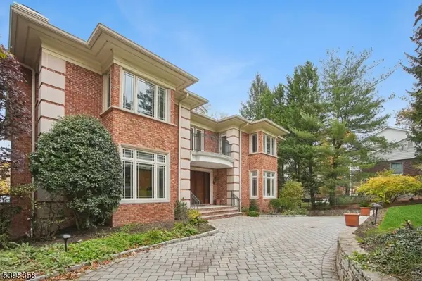 126 Fairfield Dr, Millburn Twp., NJ 07078