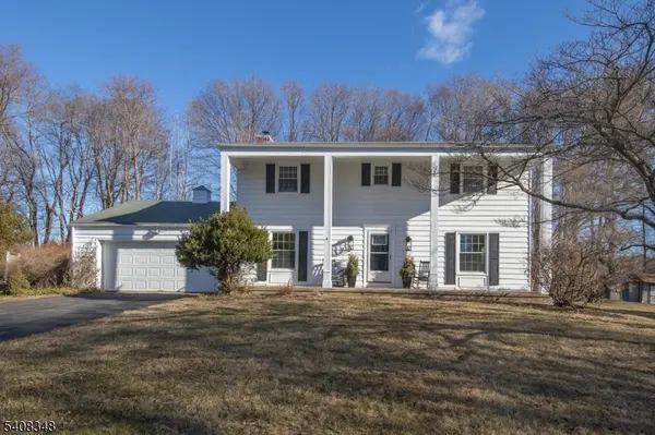 26 Cloverhill Dr,  Califon Boro,  NJ 07830