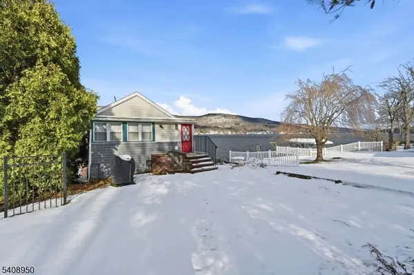 8 Wendy Way, Greenwood Lake, NJ 10925