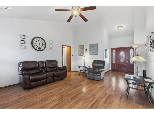 561 NW EVANS ST, Sheridan, OR 97378