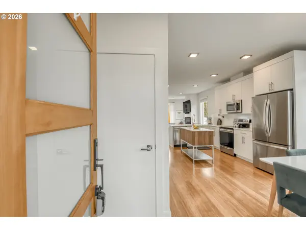 1390 N SIMPSON ST, Portland, OR 97217