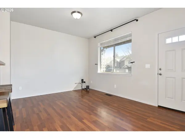 38545 CASCADIA VILLAGE DR, Sandy, OR 97055