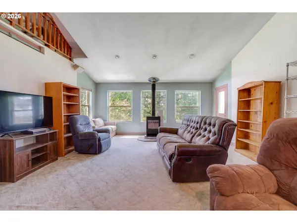 2785 NE STARR CREEK RD, Yachats, OR 97498