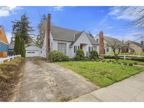 7836 N CHAUTAUQUA BLVD, Portland, OR 97217