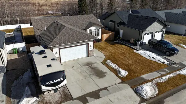 1527 41 ST, Edson, AB T7E 0A5