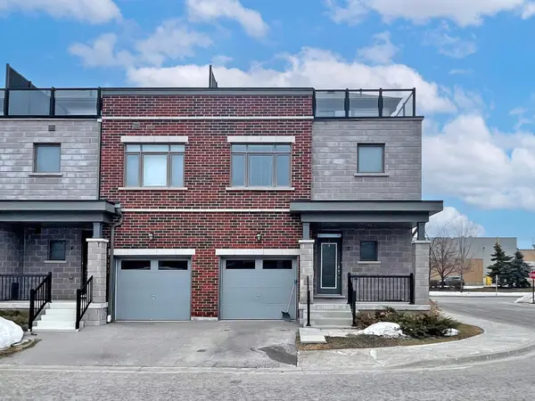 2 Longshore WAY, Whitby, ON L1N 0M1