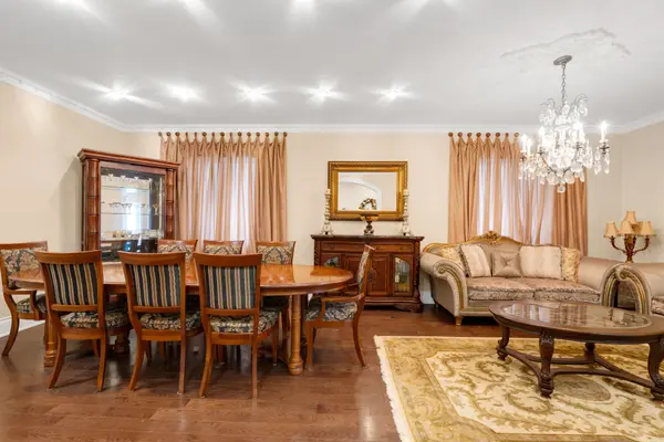 20 Shalom Aleichem CT, Vaughan, ON L4J 0E5