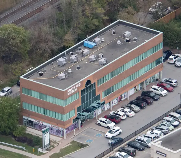 7131 Bathurst ST #204, Vaughan, ON L4J 2J7