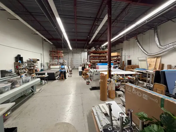 375 Admiral BLVD, Mississauga, ON L5T 2M8