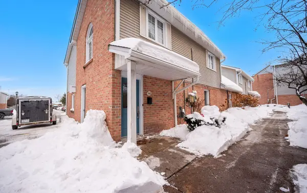2110 Cleaver AVE #242, Burlington, ON L7M 3Z4