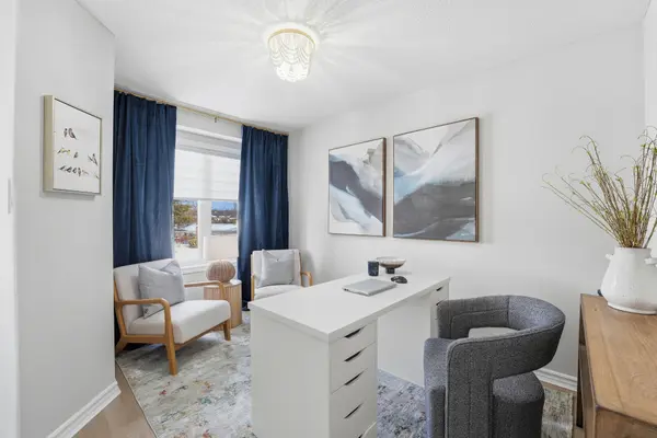 19 Bartlett AVE #1, Grimsby, ON L3M 5G6