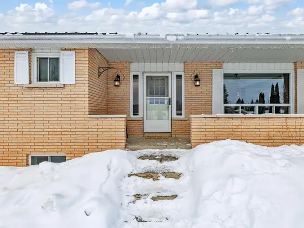 757 Kings Wharf RD, Kawartha Lakes, ON K0M 1A0