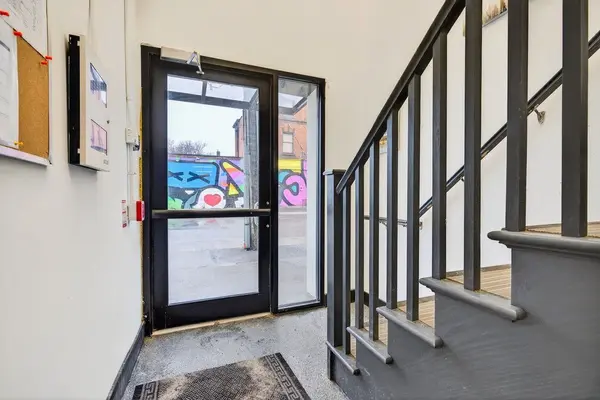 98 Barton ST E, Hamilton, ON L8L 2V9