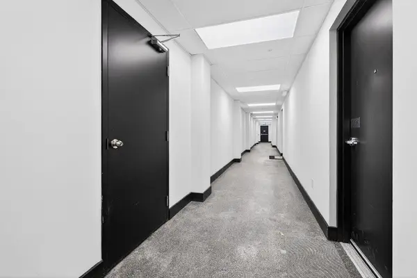 98 Barton ST E, Hamilton, ON L8L 2V9