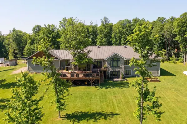 9459 MCCUAN RD, Beckwith, ON K7C 0C4