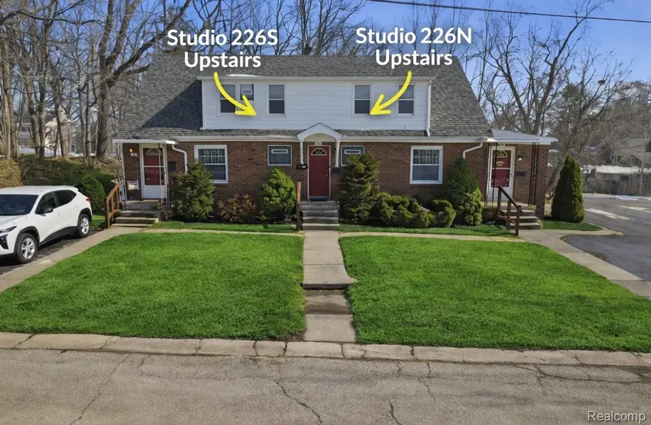 224 Chandler ST, Romeo Village, MI 48065