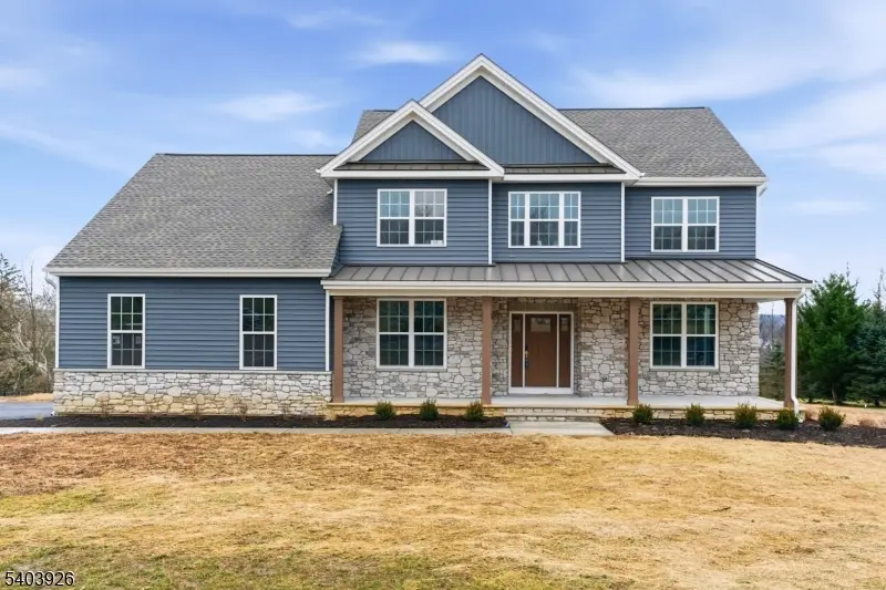 105 Junction Rd, Hampton Boro, NJ 08827