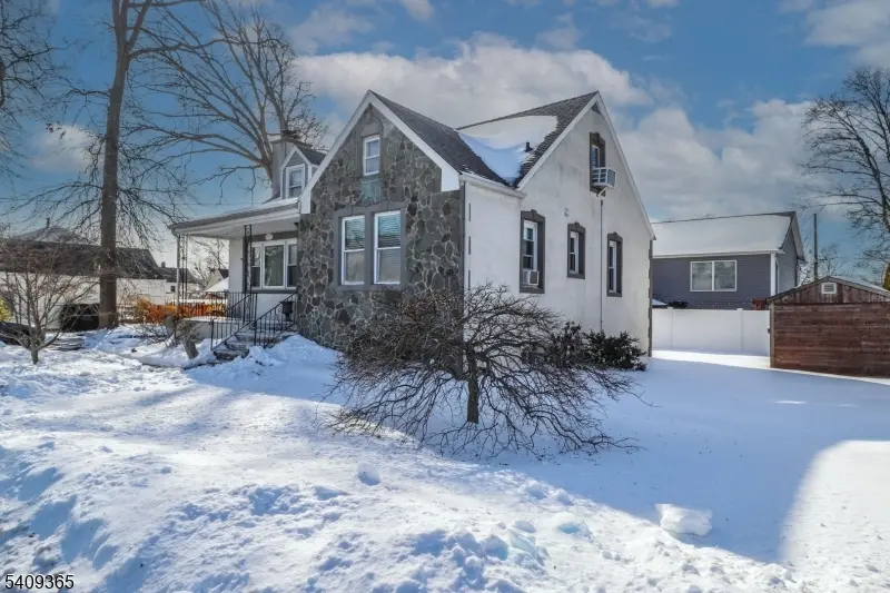 131 Fairfield Ave, Woodbridge Twp., NJ 08863