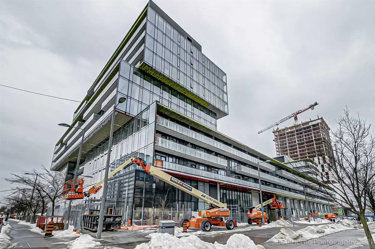 35 Rolling Mills RD #S456, Toronto C08, ON M5A 0G2