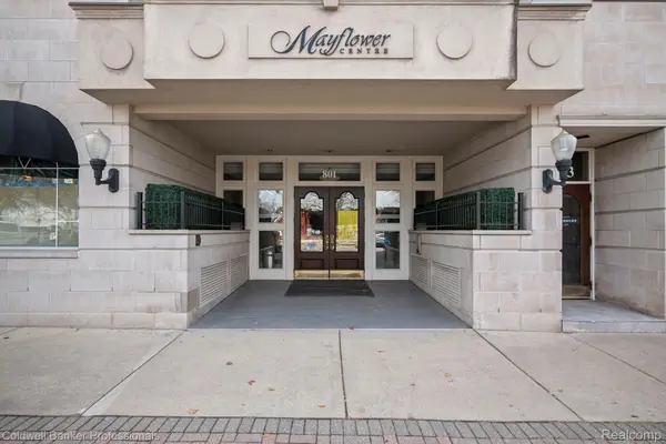 801 W Ann Arbor TRL #306, Plymouth, MI 48170