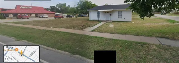 400 E Wise Street, Bowie, TX 76230