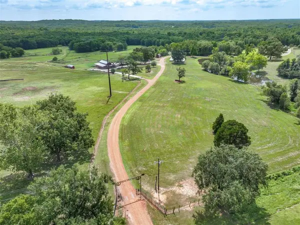 5282 N State Hwy 37, Winnsboro, TX 75494