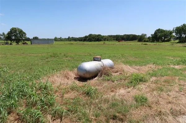 9415 N Us-287, Sunset, TX 76270