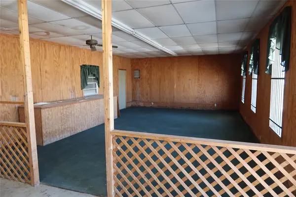 9415 N Us-287, Sunset, TX 76270