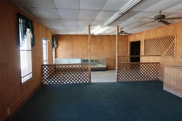 9415 N Us-287, Sunset, TX 76270