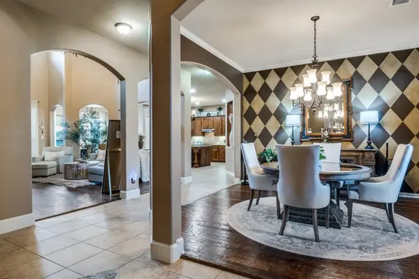 2810 Baker Street, Sachse, TX 75048