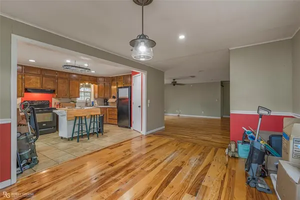 158 Edwards Road, Doyline, LA 71023