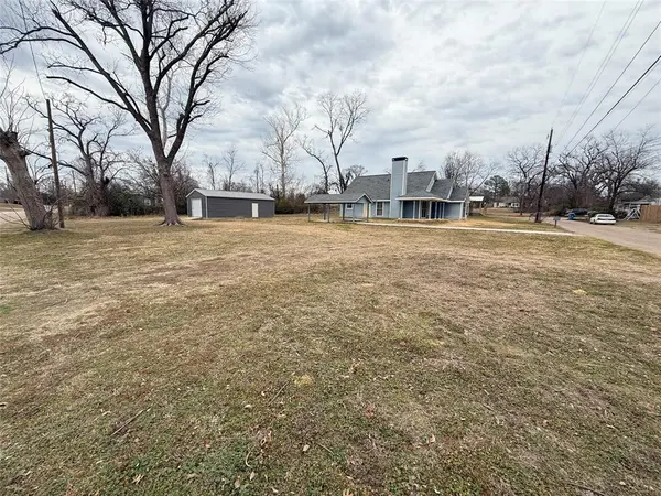 310 Blackjack Street, Winnsboro, TX 75494