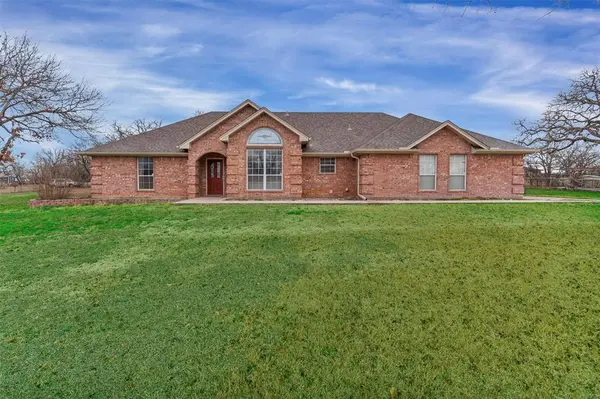 4201 E Bankhead Highway, Hudson Oaks, TX 76087