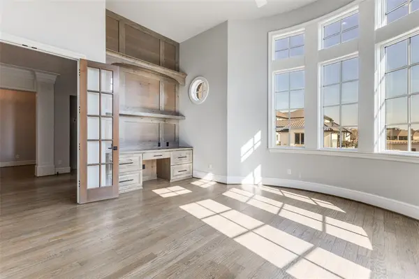 1116 Excalibur Boulevard, Lewisville, TX 75056