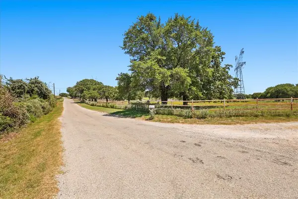 283 County Road 4794, Boyd, TX 76023
