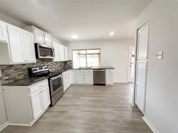 2005 Victoria Road, Carrollton, TX 75007