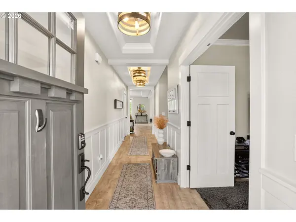 19708 ORCHARD GROVE DR, Oregon City, OR 97045