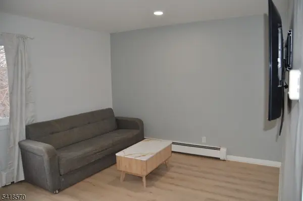 9052 New York Ave #1B, North Bergen Twp., NJ 07047