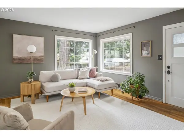 150 NE 202ND AVE, Gresham, OR 97230