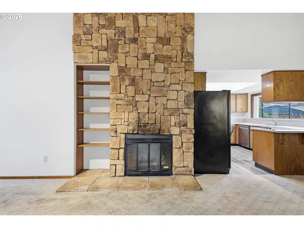 15565 SW BRISTOL LN, Beaverton, OR 97007